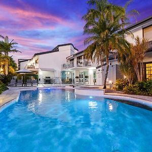 Noosa Boutique Apartments & Elkhorn Villas